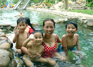 	Thanh Tan Mineral Water Resort （ベトナム）	
