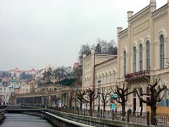 カルロヴィバリ　（チェコ）